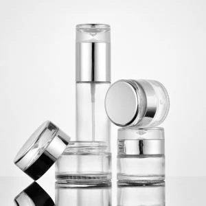 Klar Kosmetisk Refillable Glass Pump Bottle